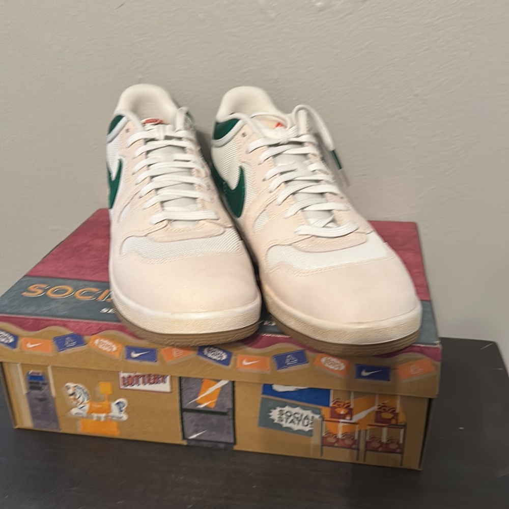 NIKE “ATTACK” SP X SOCIAL STATUS - Picture 2 of 14